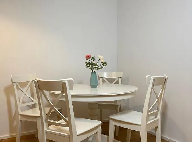 Nice Room Close To Main Station